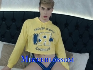 Mikeeblossom